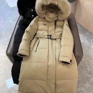 Prada Down-Jacket 3 00 cover 595e5b45