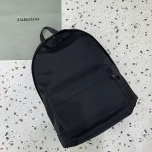 Balenciaga bag 4 00 cover adff57ac
