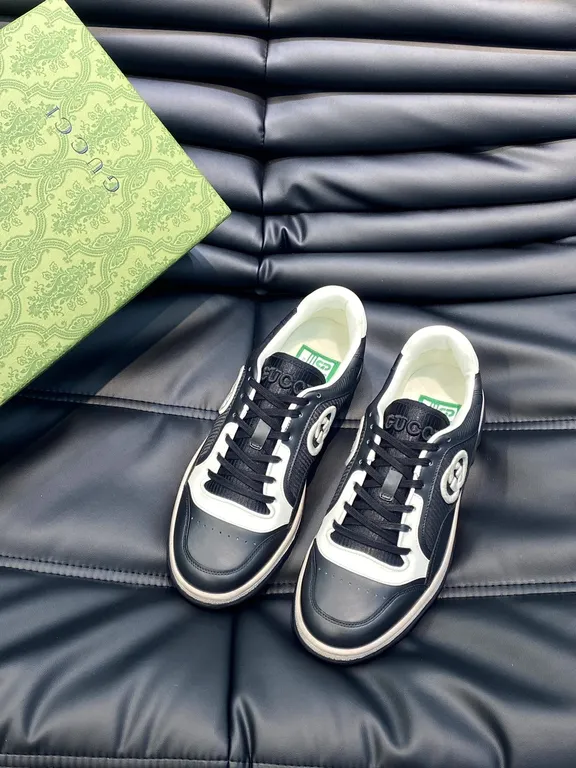 Gucci Sneaker 1 00 cover 8b375f26