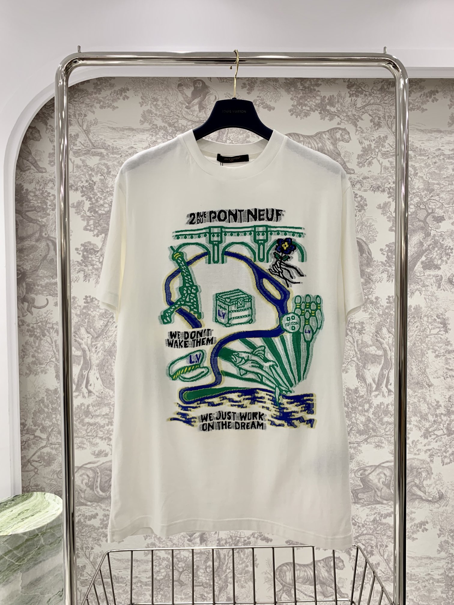 Louis Vuitton LV tshirt 1